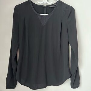 𝅺Eryn Brinie Pleated Back Blouse